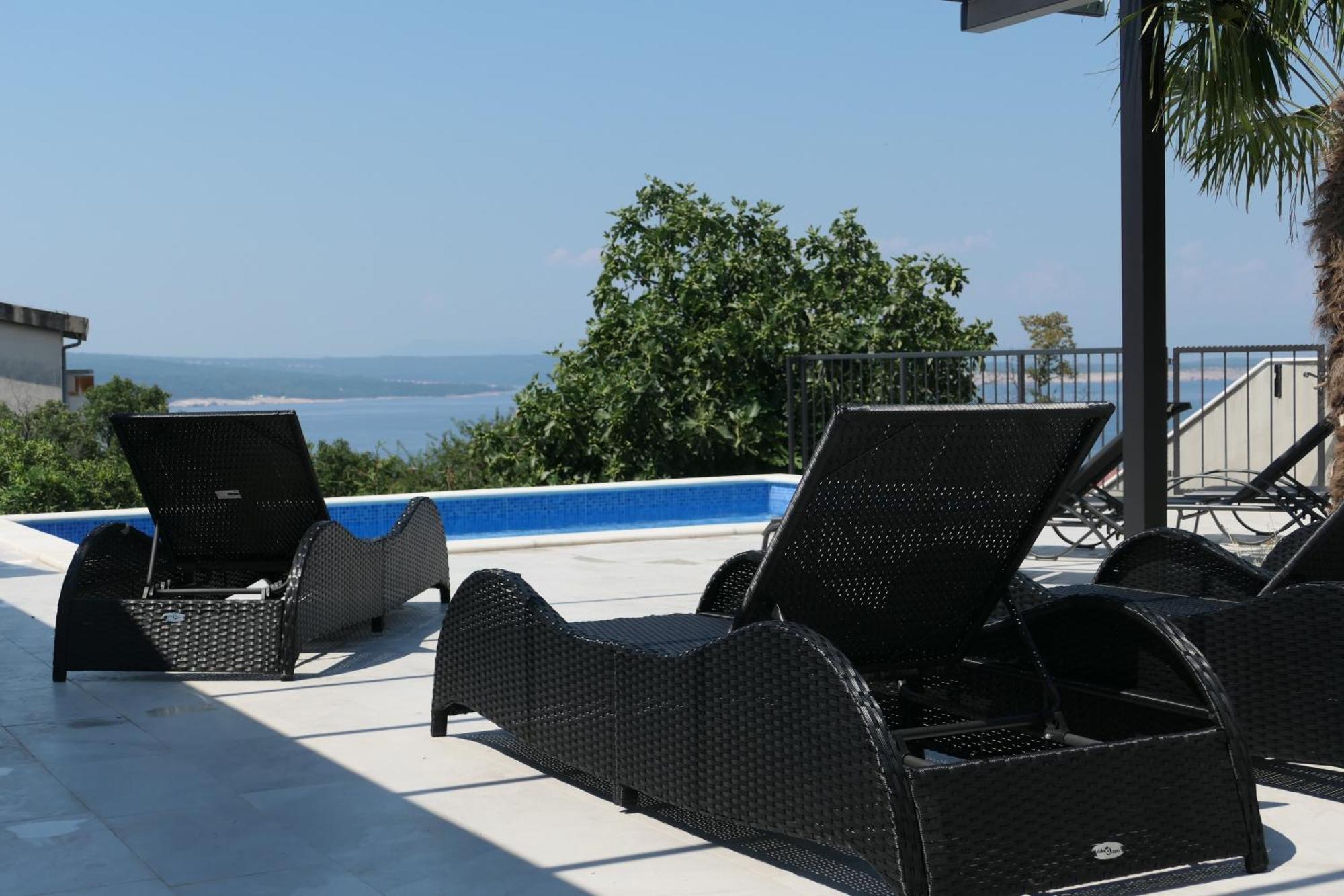 Apartmani Bura Crikvenica Exterior photo